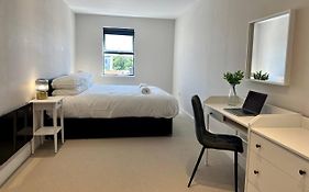 Margate Beach Front Apt With Sea Views Sleeps 6